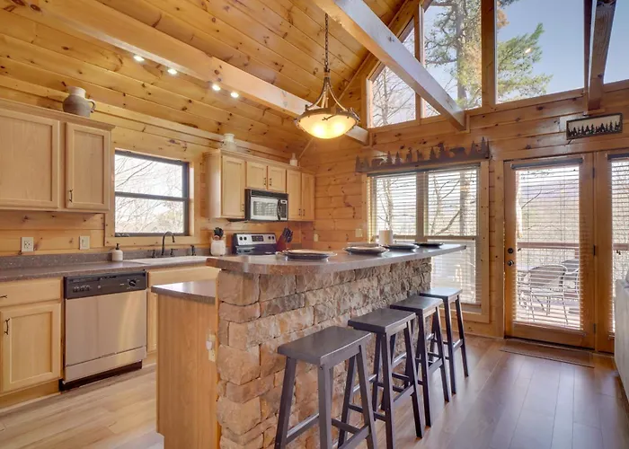 Hatcher Mtn Retreat Sevierville Cabin With Hot Tub!