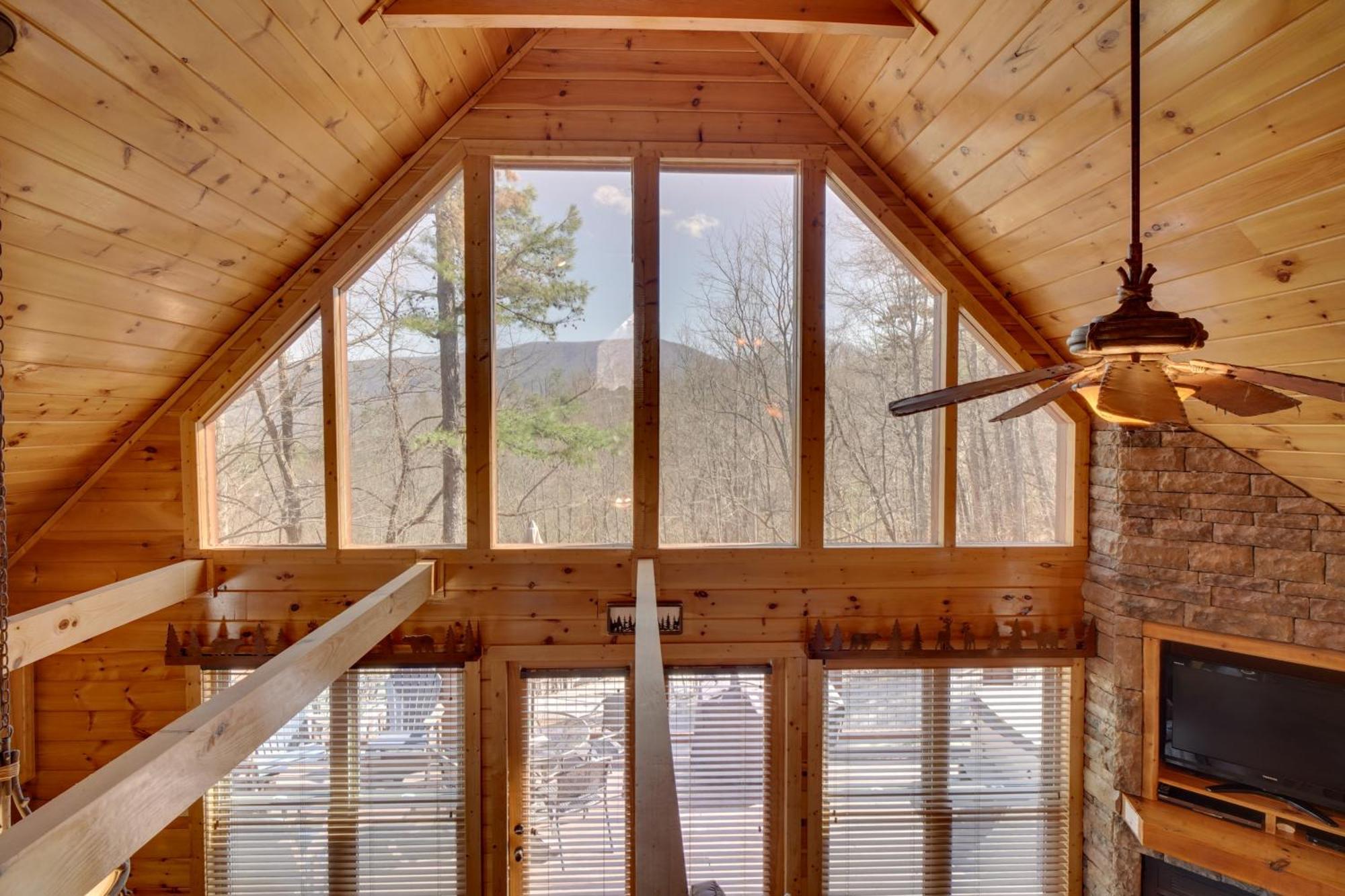 Hatcher Mtn Retreat With Hot Tub! *