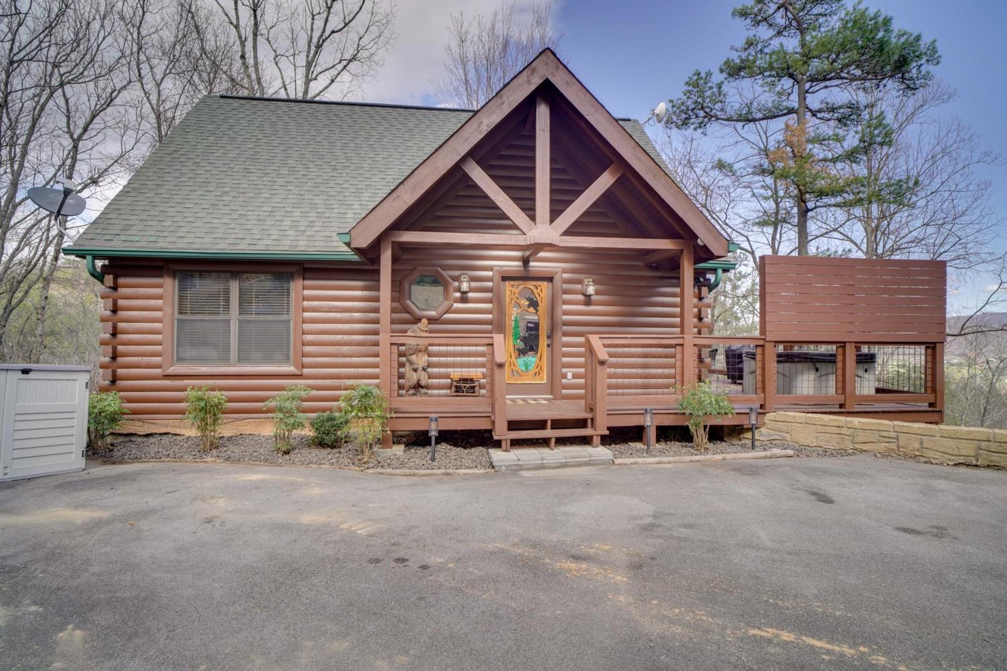 Hatcher Mtn Retreat With Hot Tub!