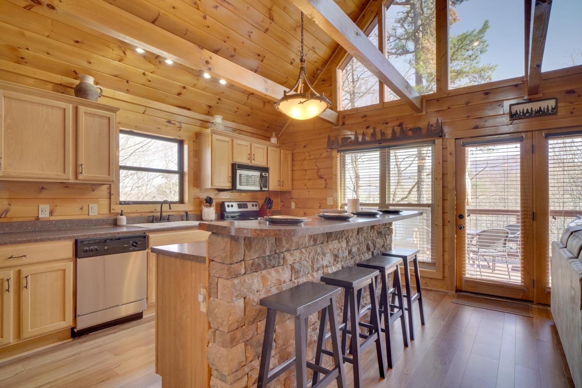 Holiday home Hatcher Mtn Retreat With Hot Tub! *