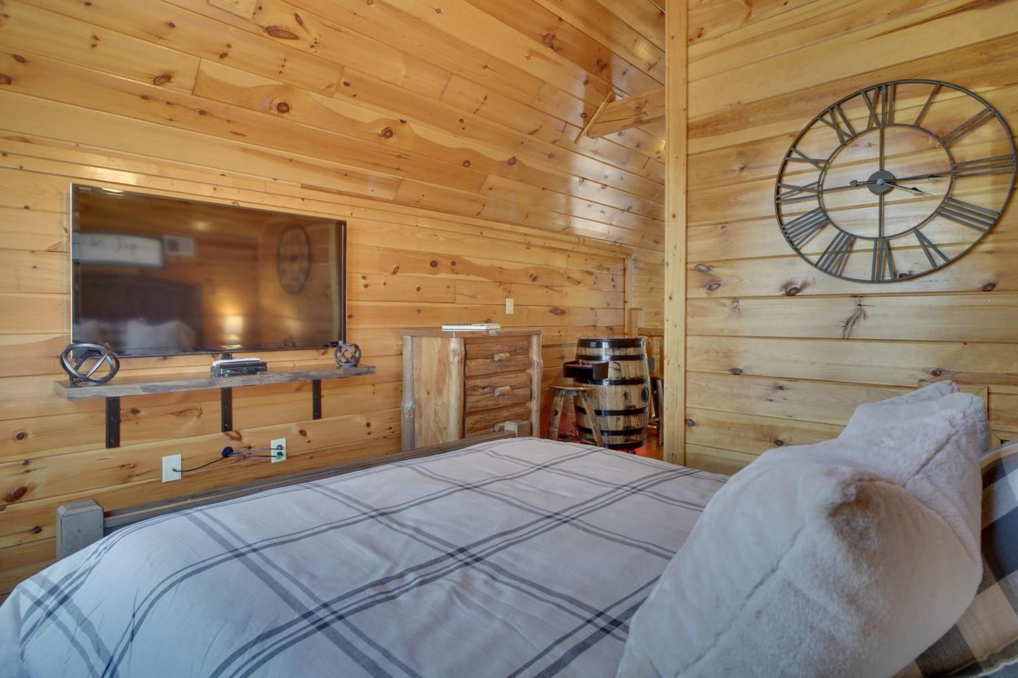 Hatcher Mtn Retreat With Hot Tub! *